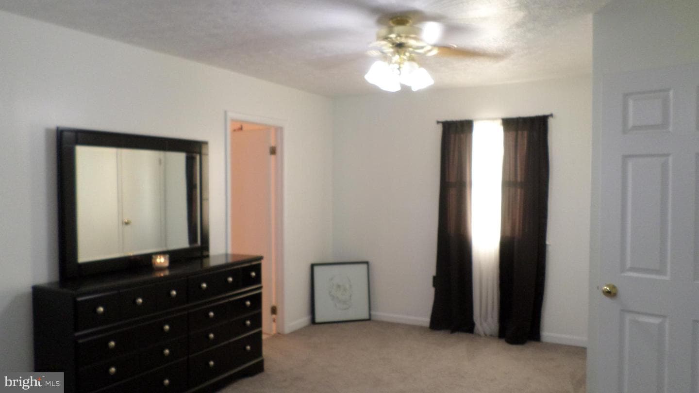15558 Kings Highway photo 5