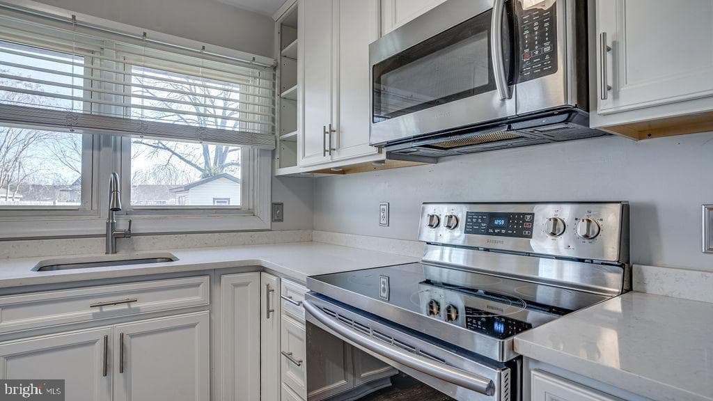 16166 Baltic Place photo 15