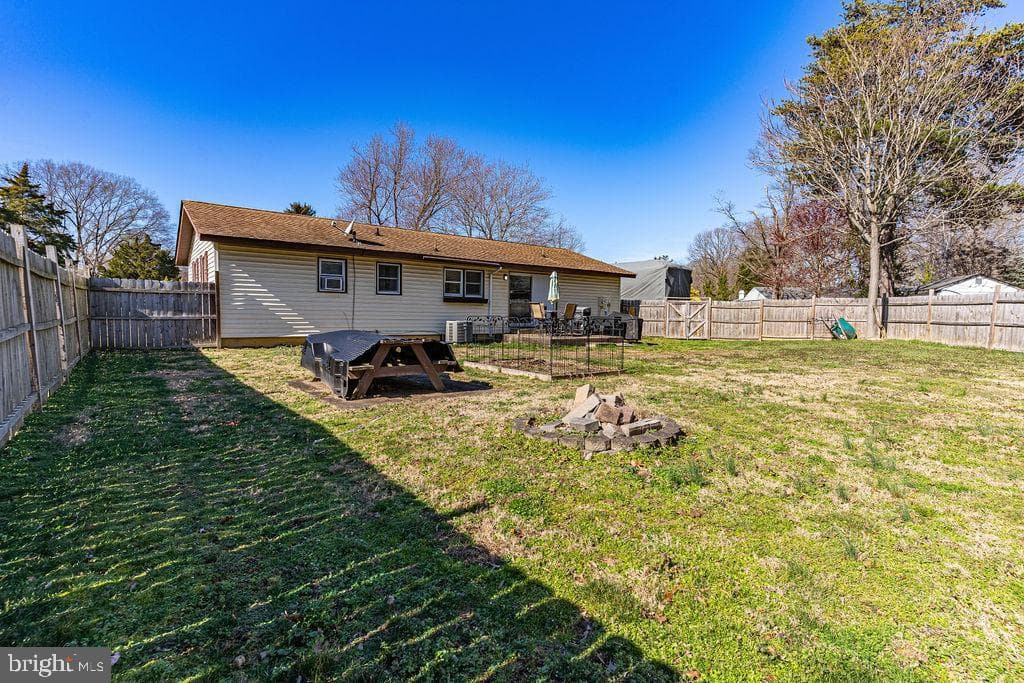 16166 Baltic Place photo 25
