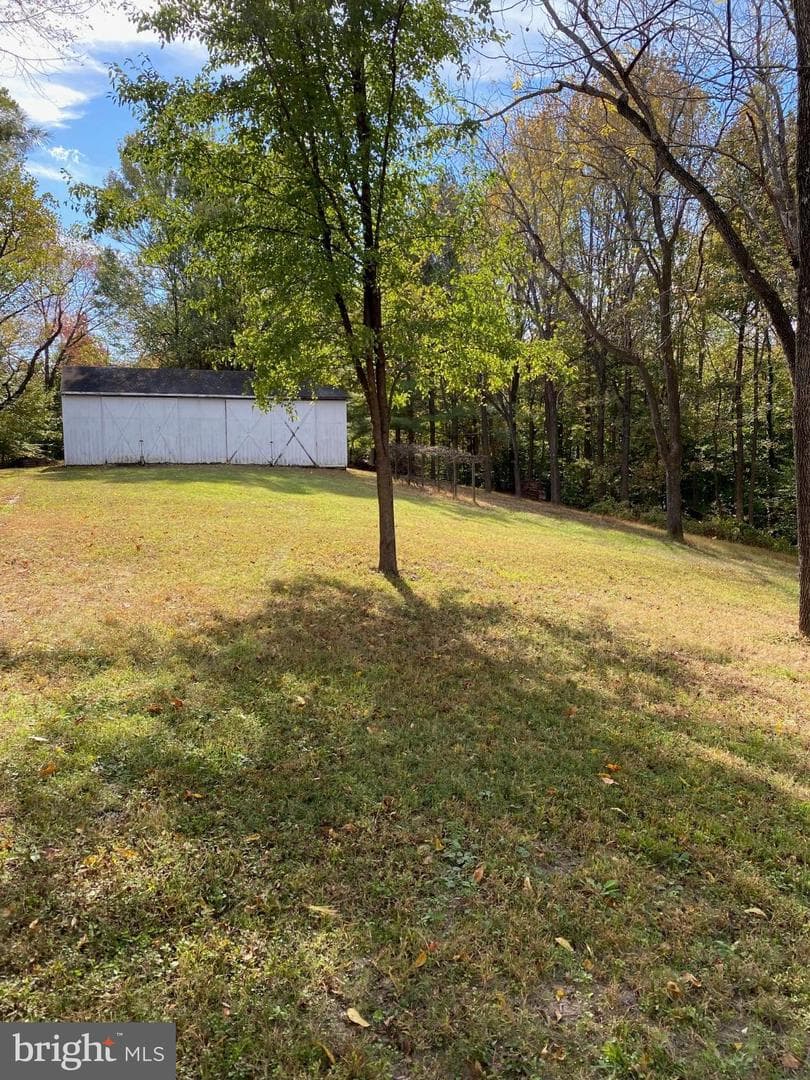 2202 Belvedere Drive photo 4