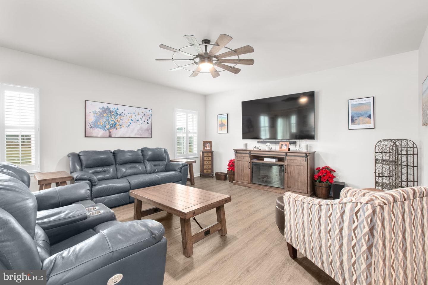6427 Hawkeye Drive photo 8