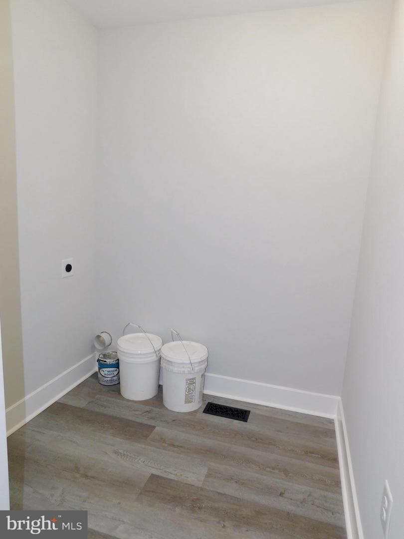 11190 Round Hill Estate Dr photo 14