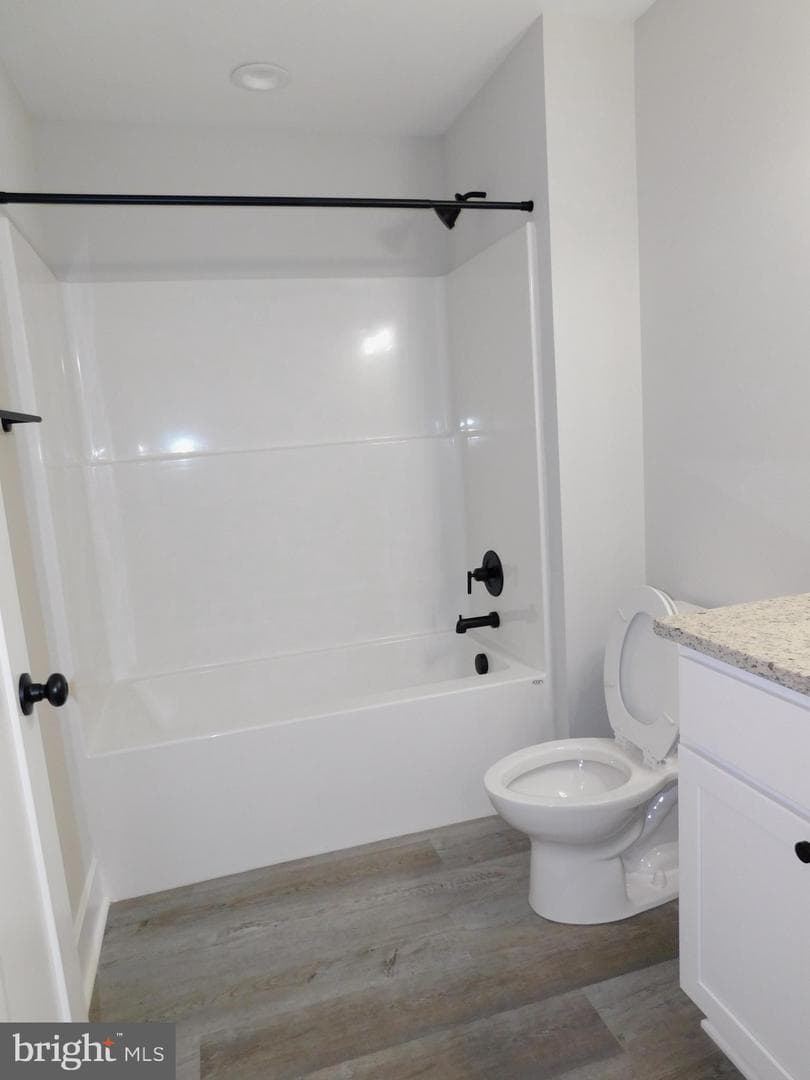 11190 Round Hill Estate Dr photo 17