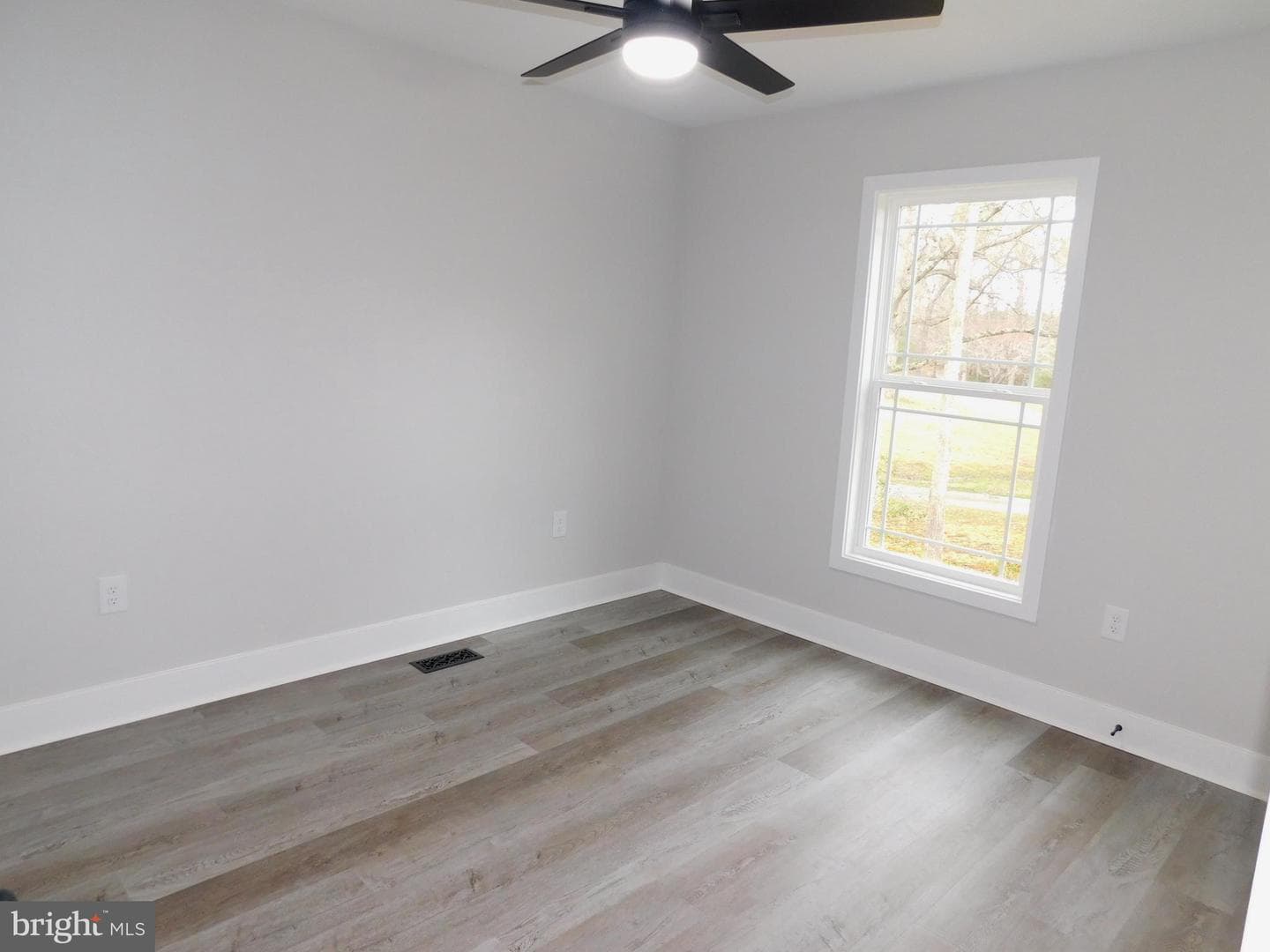11190 Round Hill Estate Dr photo 20