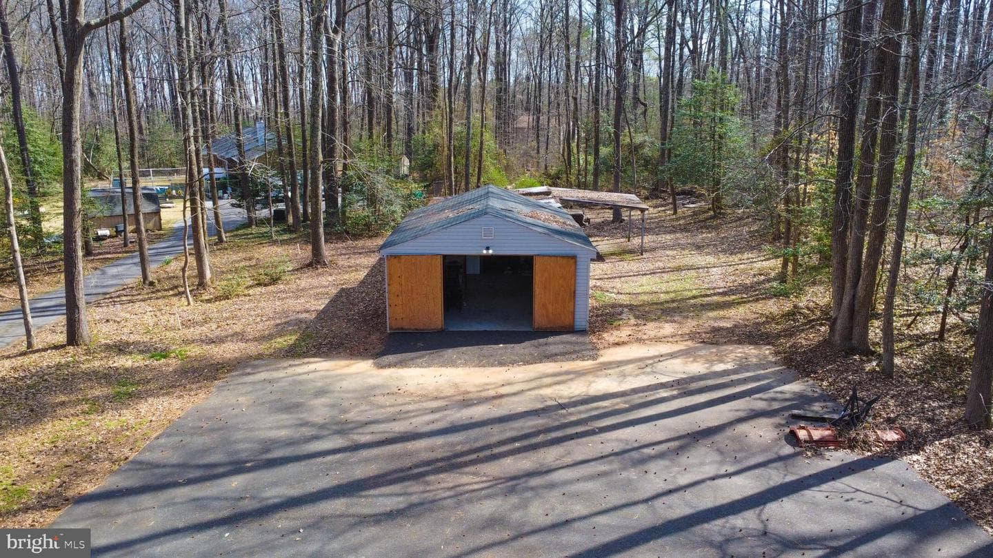 14288 Round Hill Road photo 48