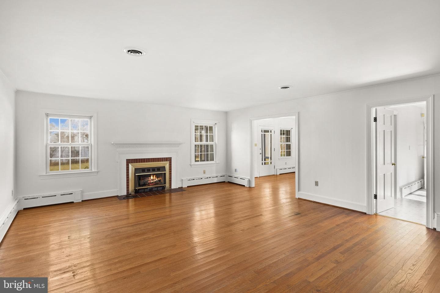 1324 Woodstock Road photo 4