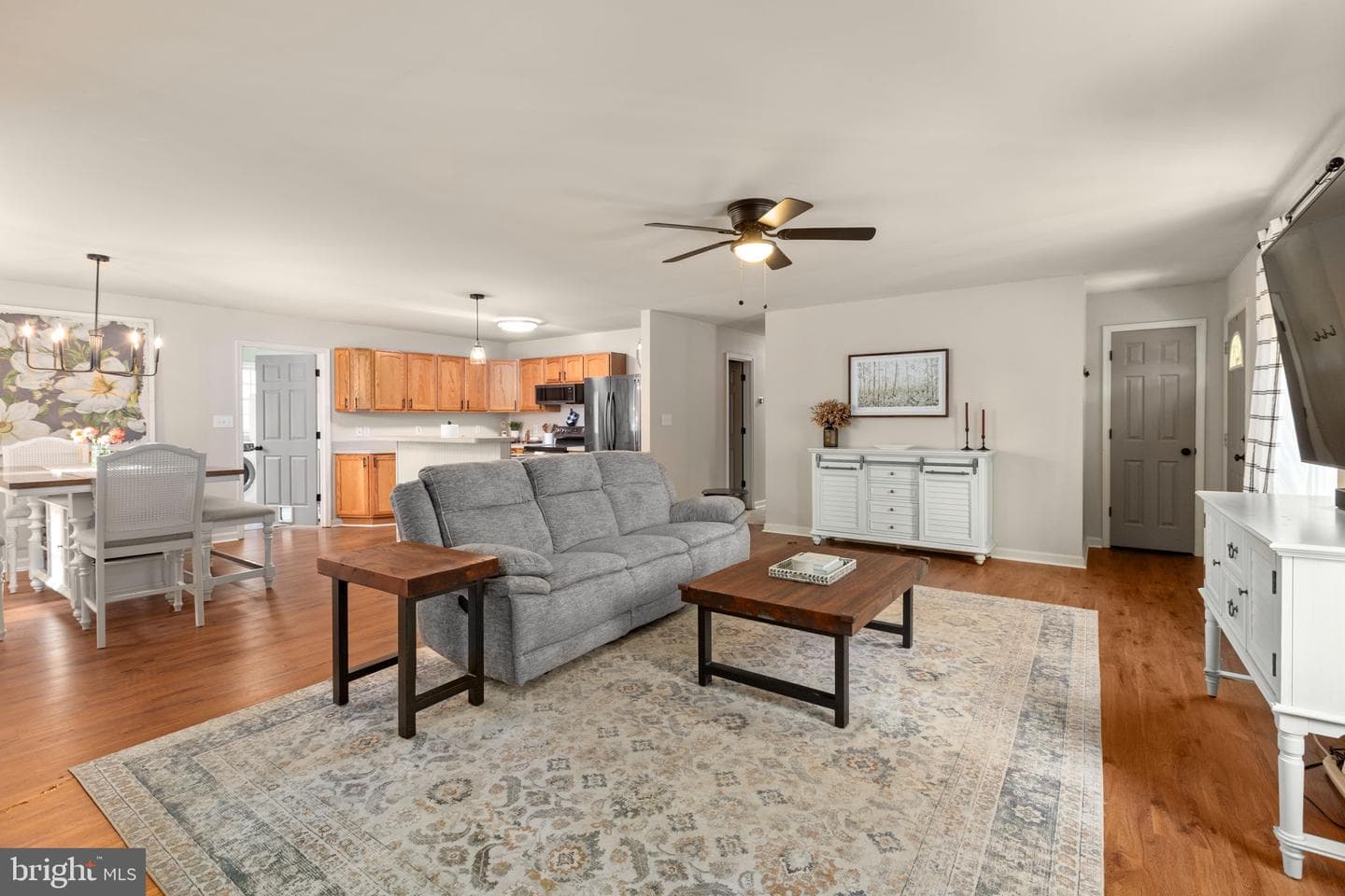 16283 Round Hill Road photo 15