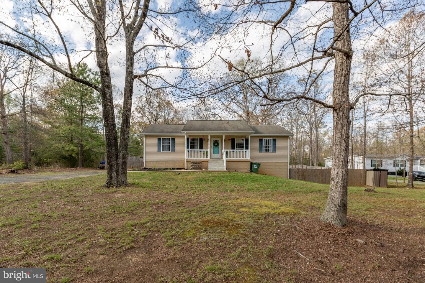 16283 Round Hill Road photo 7