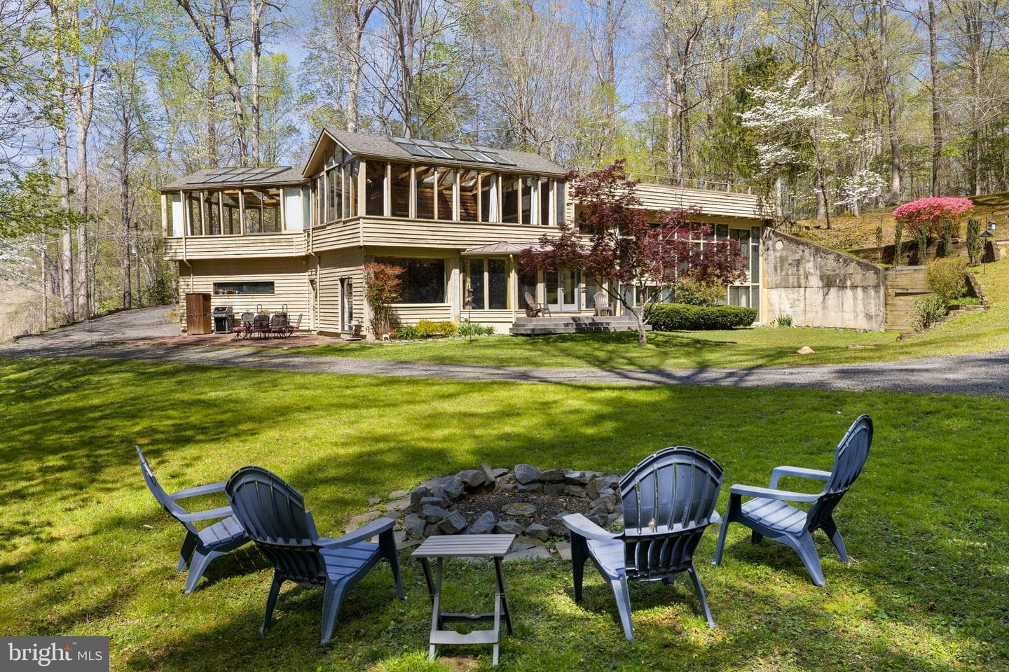 6251 Rokeby Lane photo 4