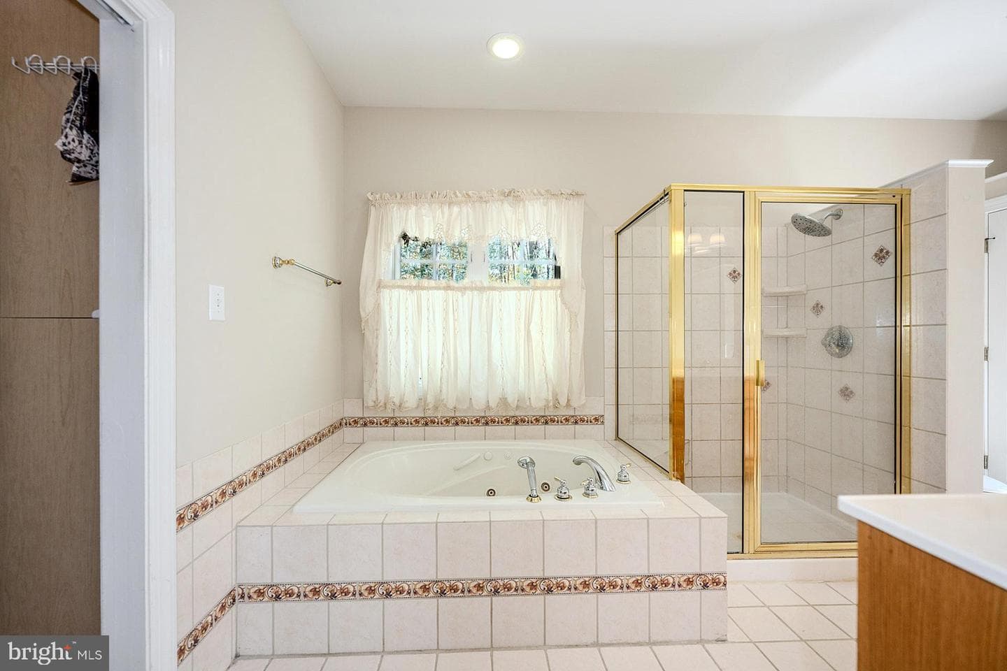 18224 Green Boulevard photo 30
