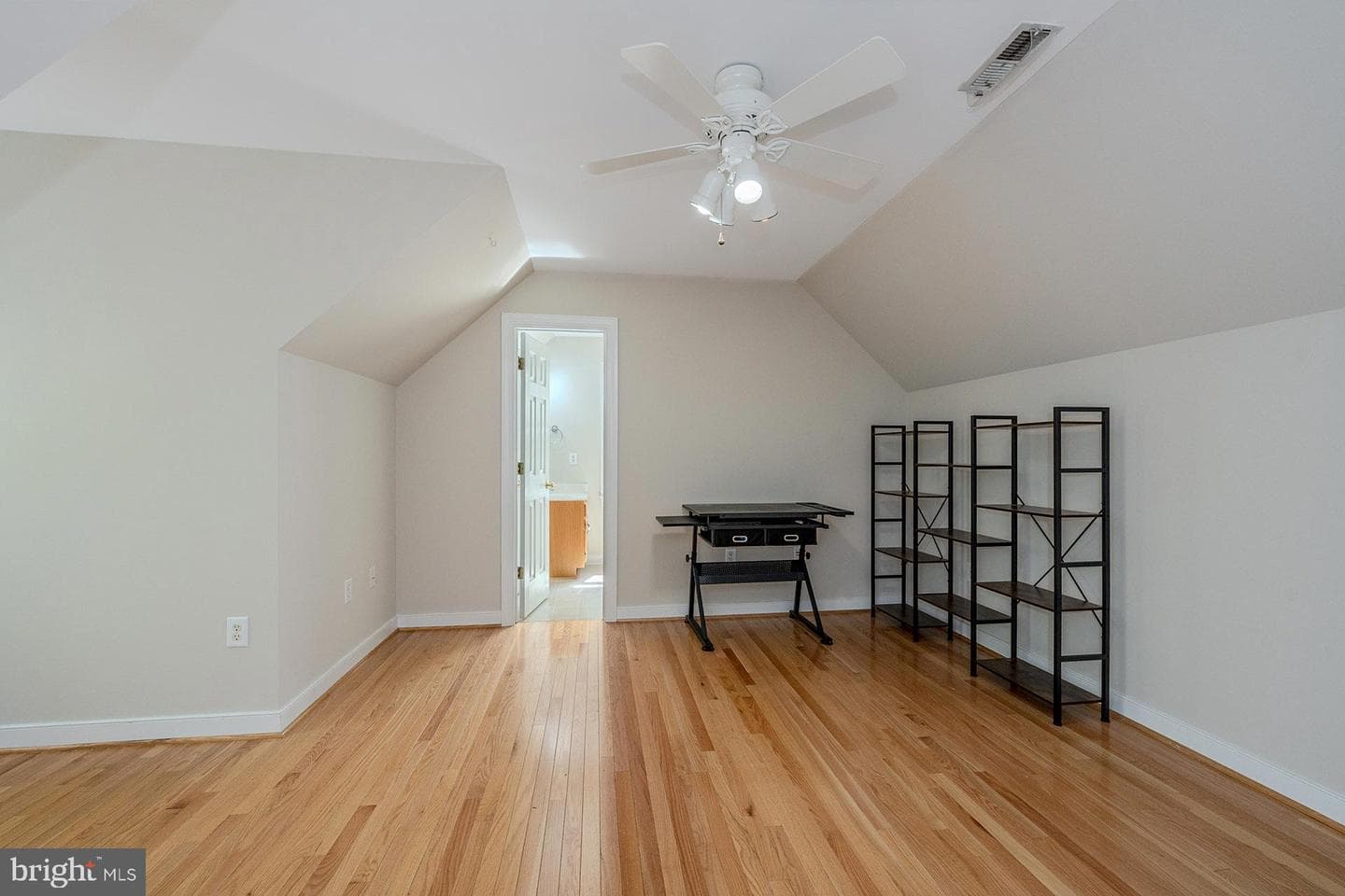 18224 Green Boulevard photo 39