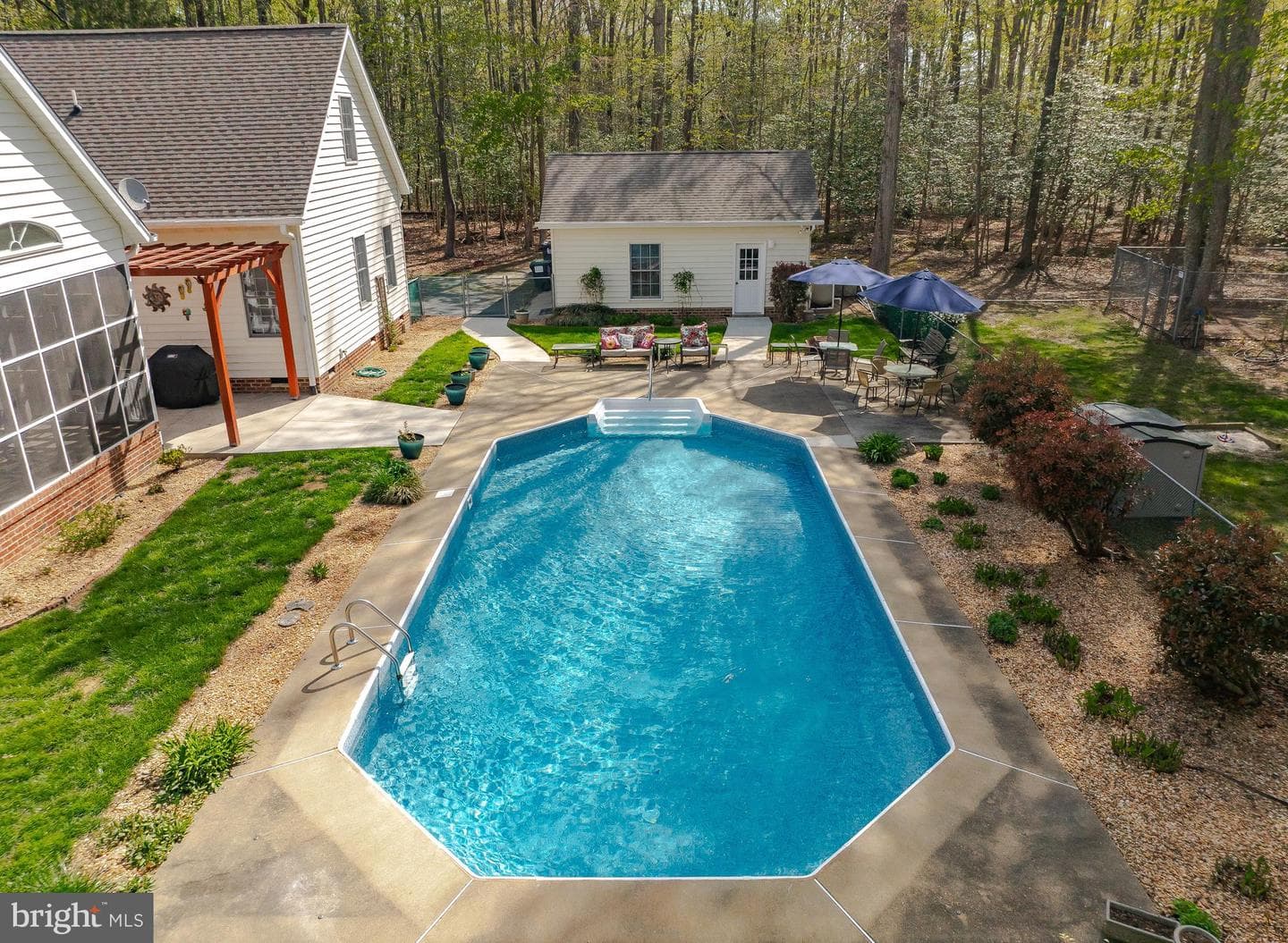 18224 Green Boulevard photo 4