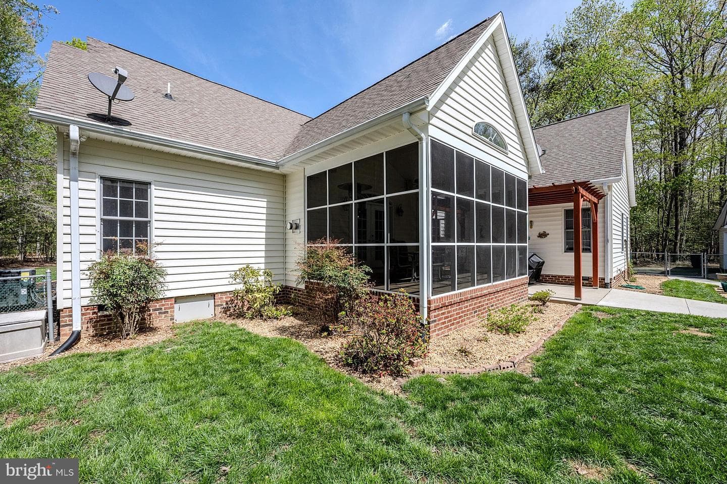 18224 Green Boulevard photo 54