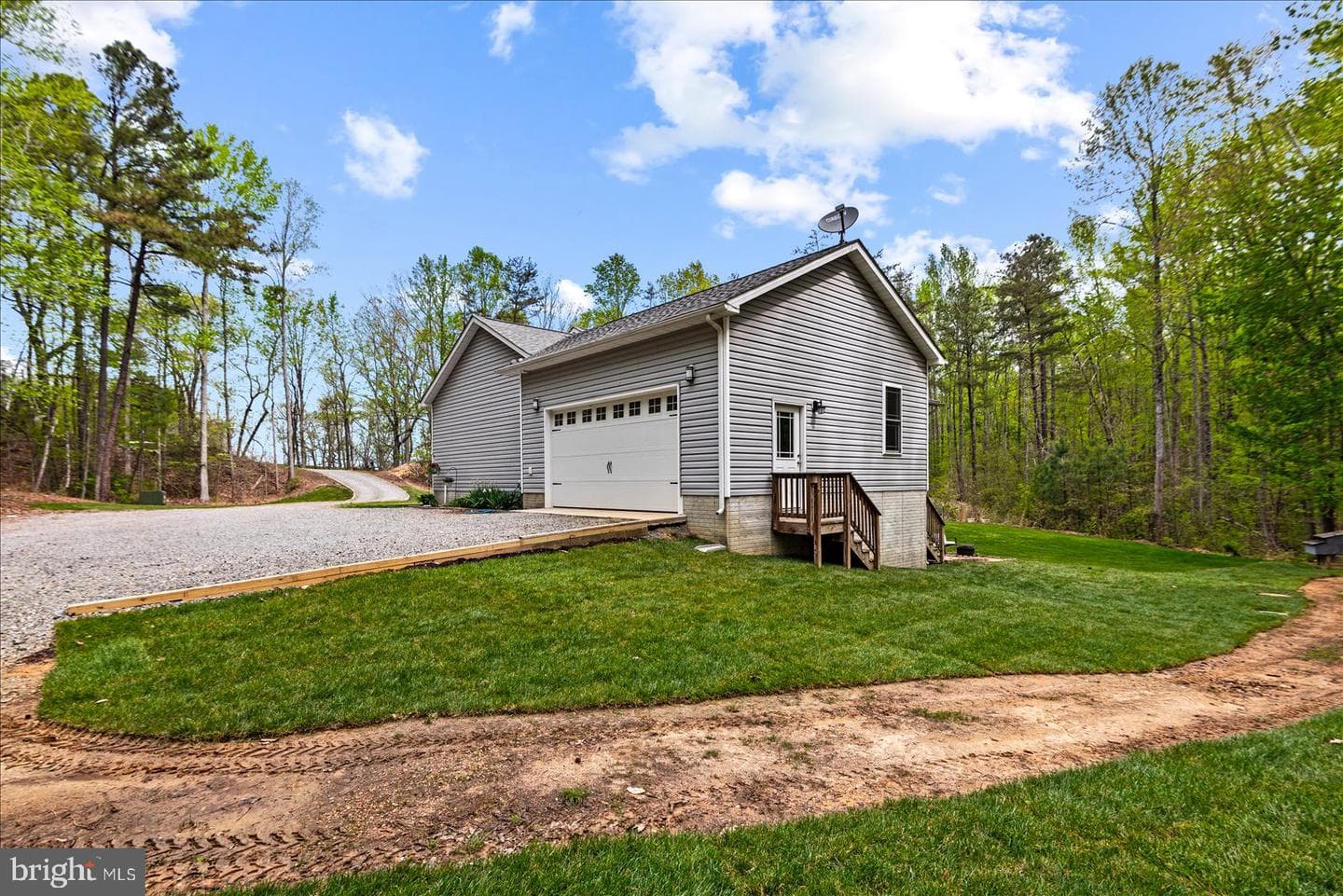 15570 Dickinsons Corner Drive photo 44
