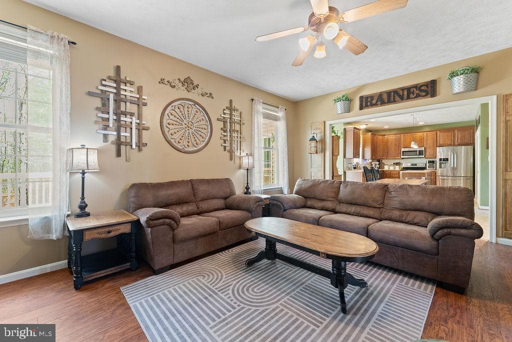 1387 Charleston Street photo 14