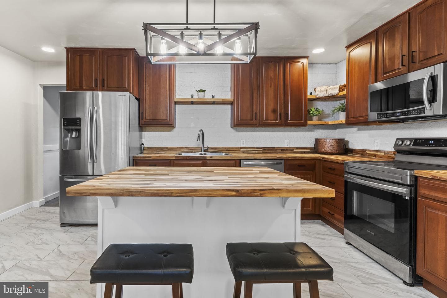 8221 Hickory Drive, King George
