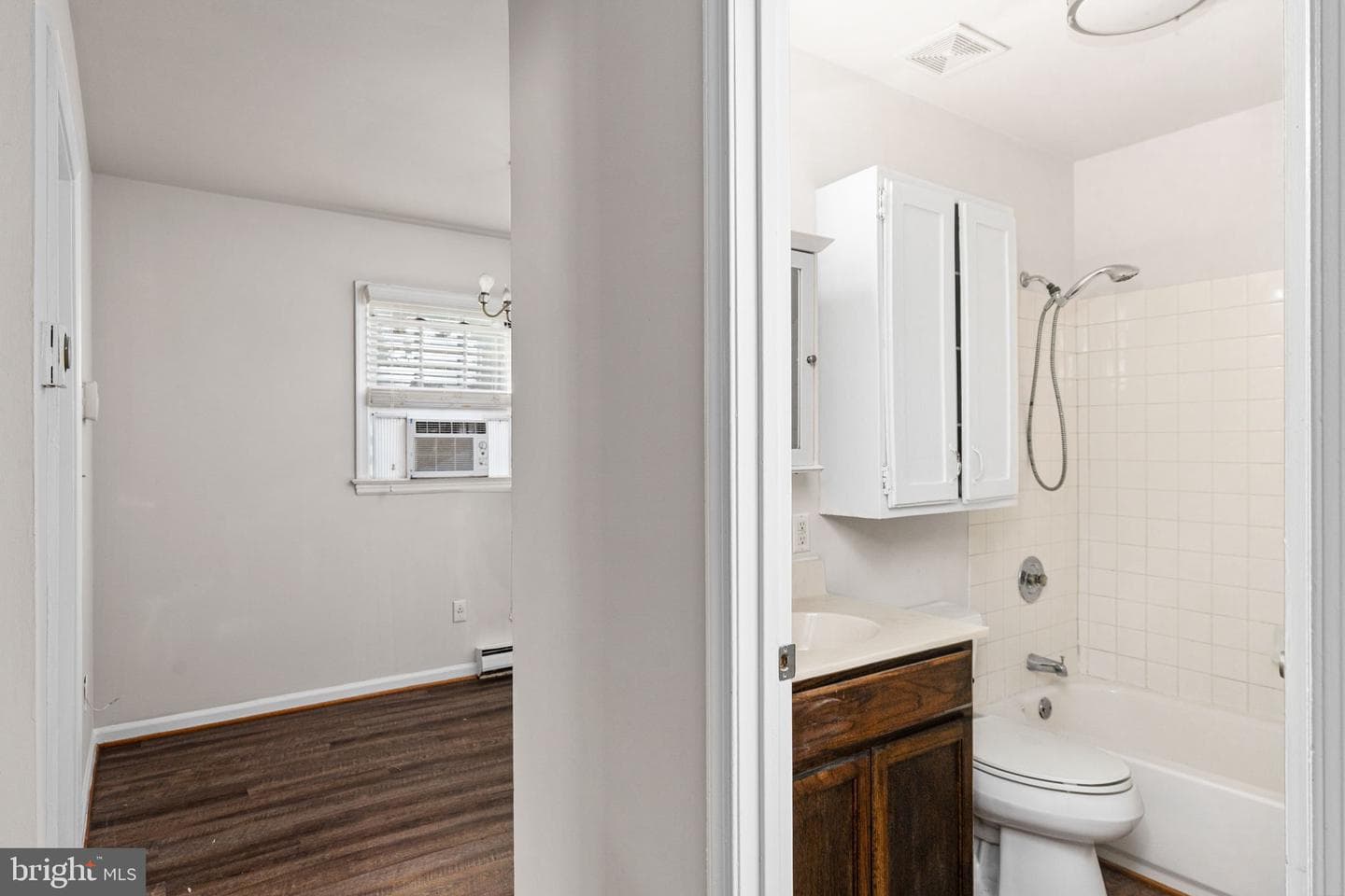 14208 Springfield Lane photo 15