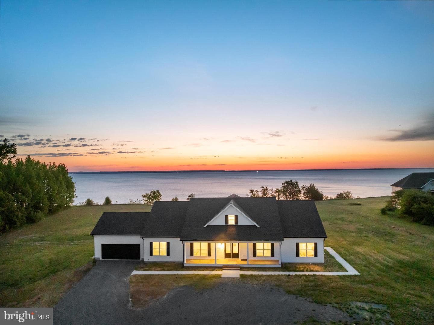 8641 Sandy Beach Lane photo 4