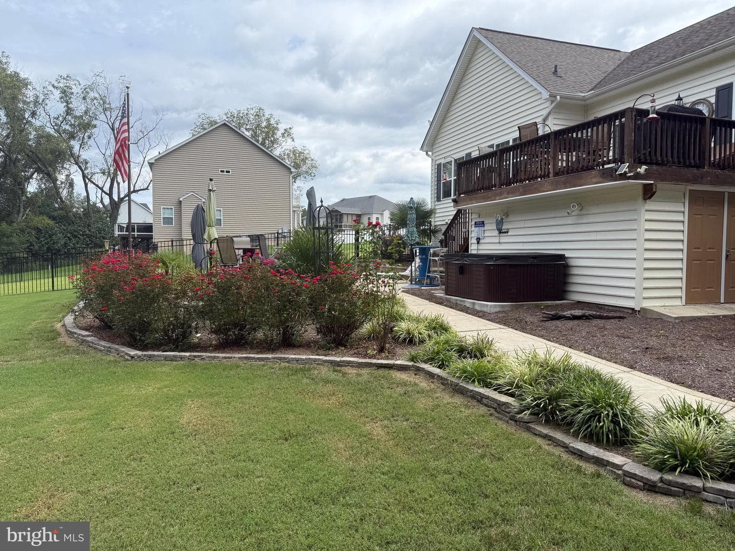 11417 Orchid Ln photo 4