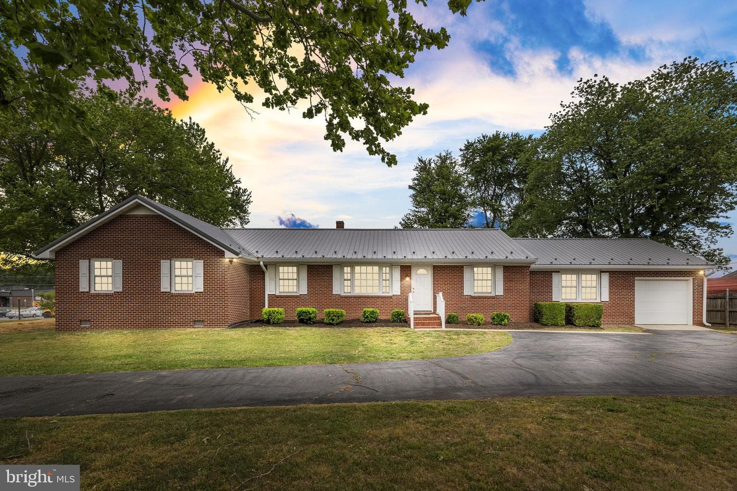 8267 Kings Highway, King George