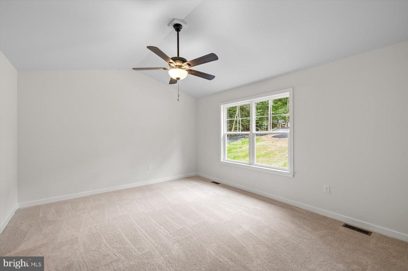 8339 Kennedy Drive photo 31
