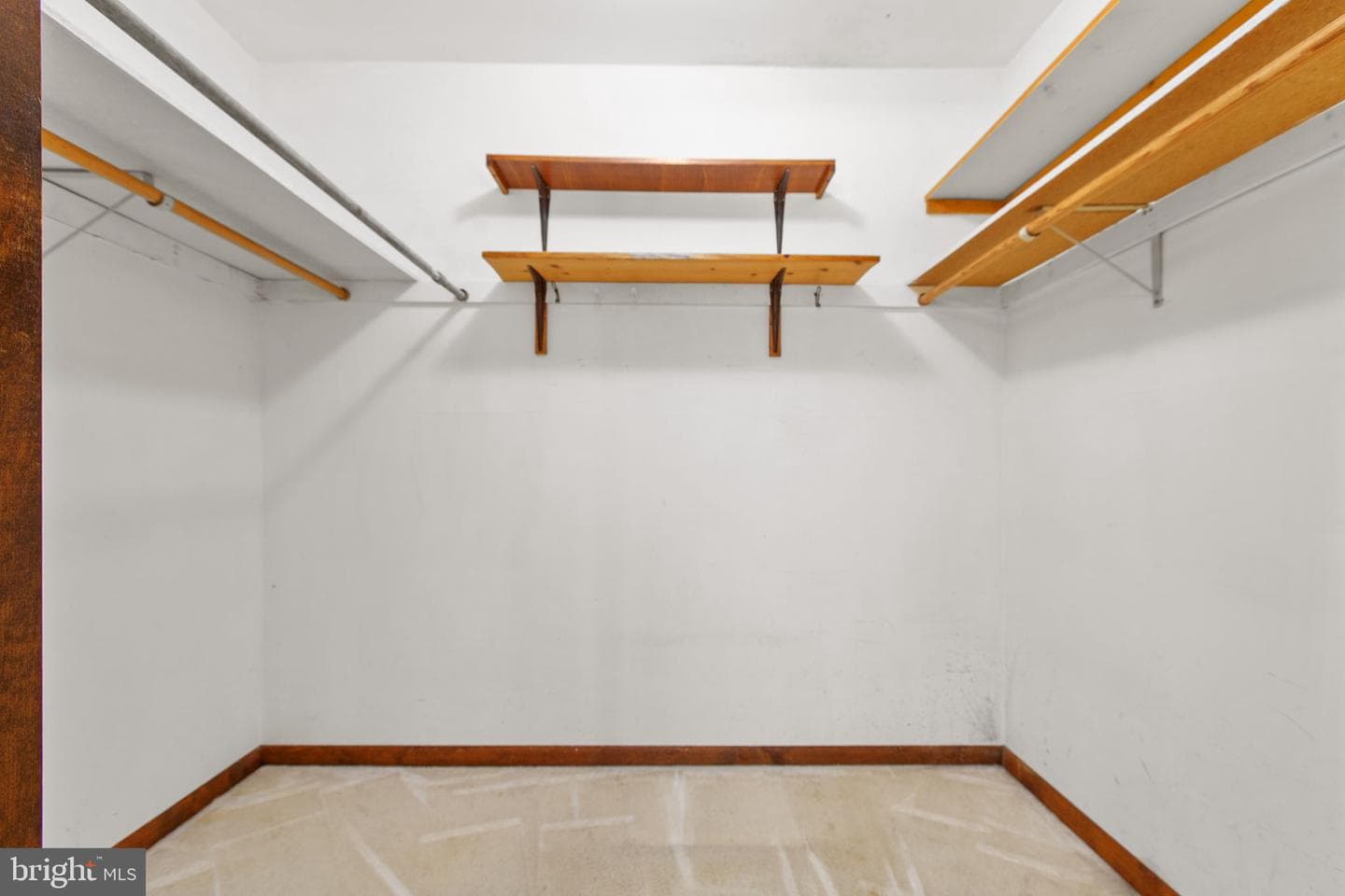 5434 Strawberry Lane photo 38