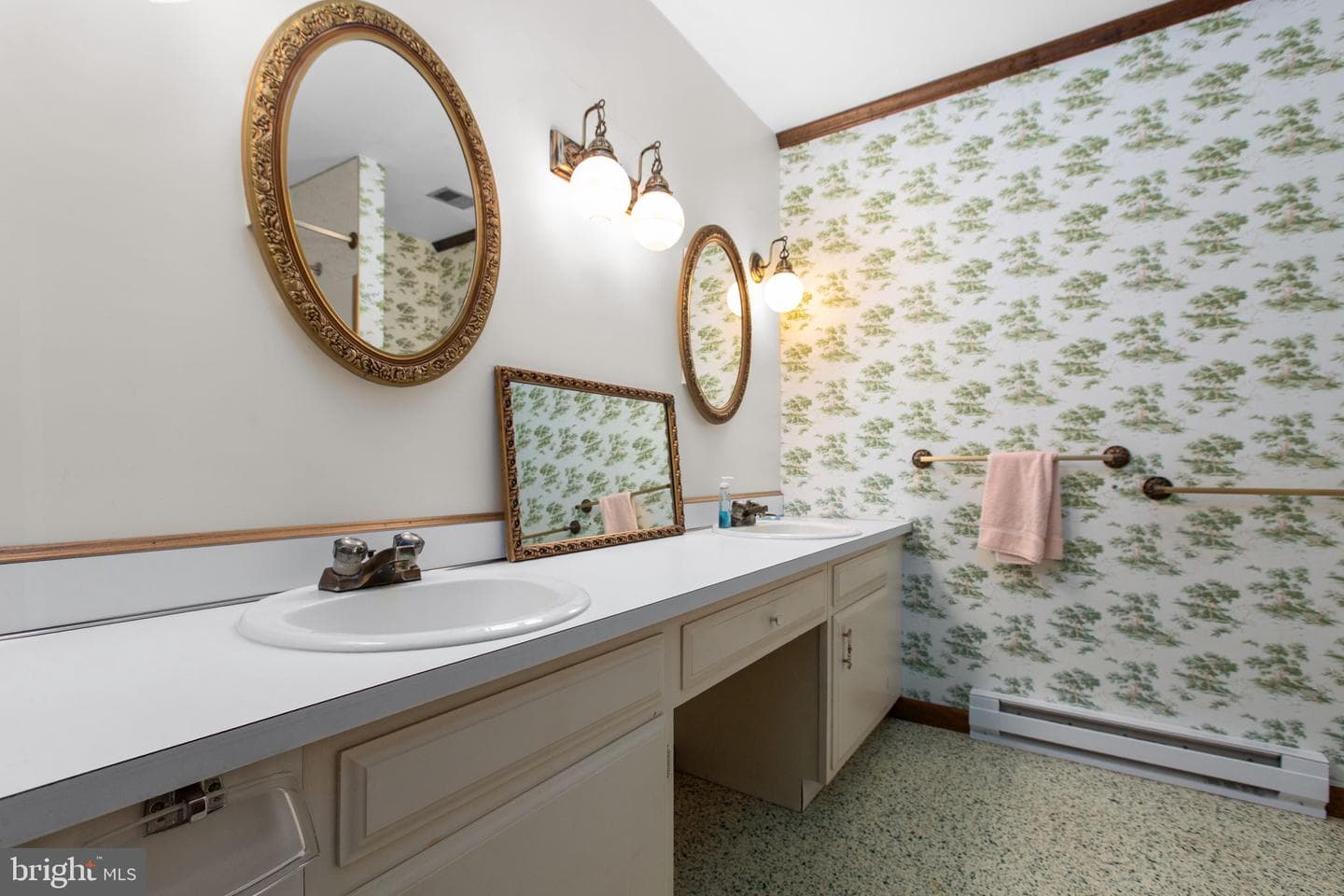 5434 Strawberry Lane photo 42