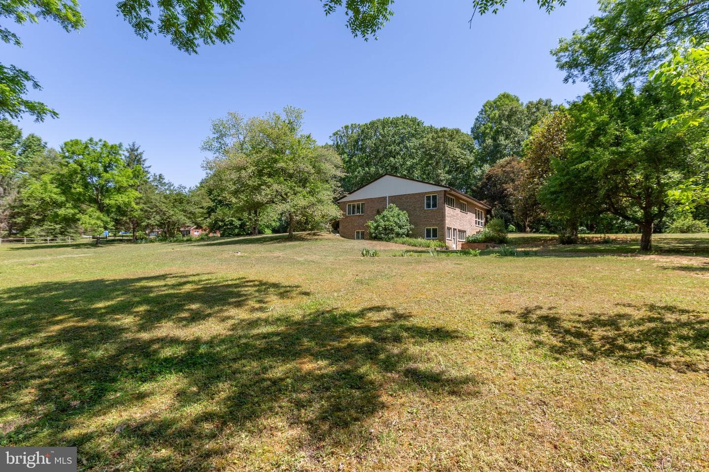 5434 Strawberry Lane photo 72