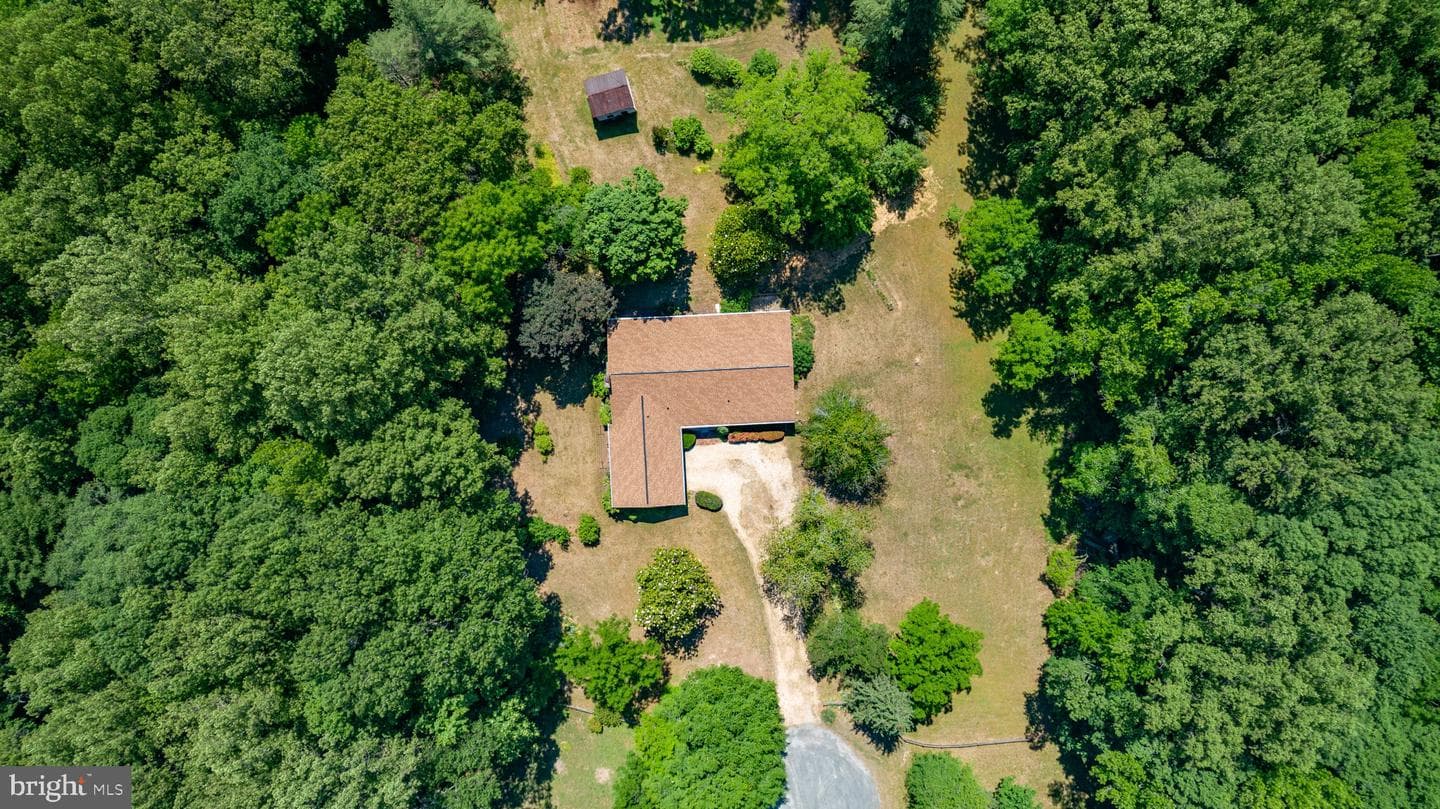 5434 Strawberry Lane photo 80