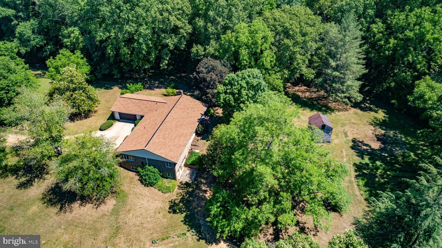 5434 Strawberry Lane photo 83
