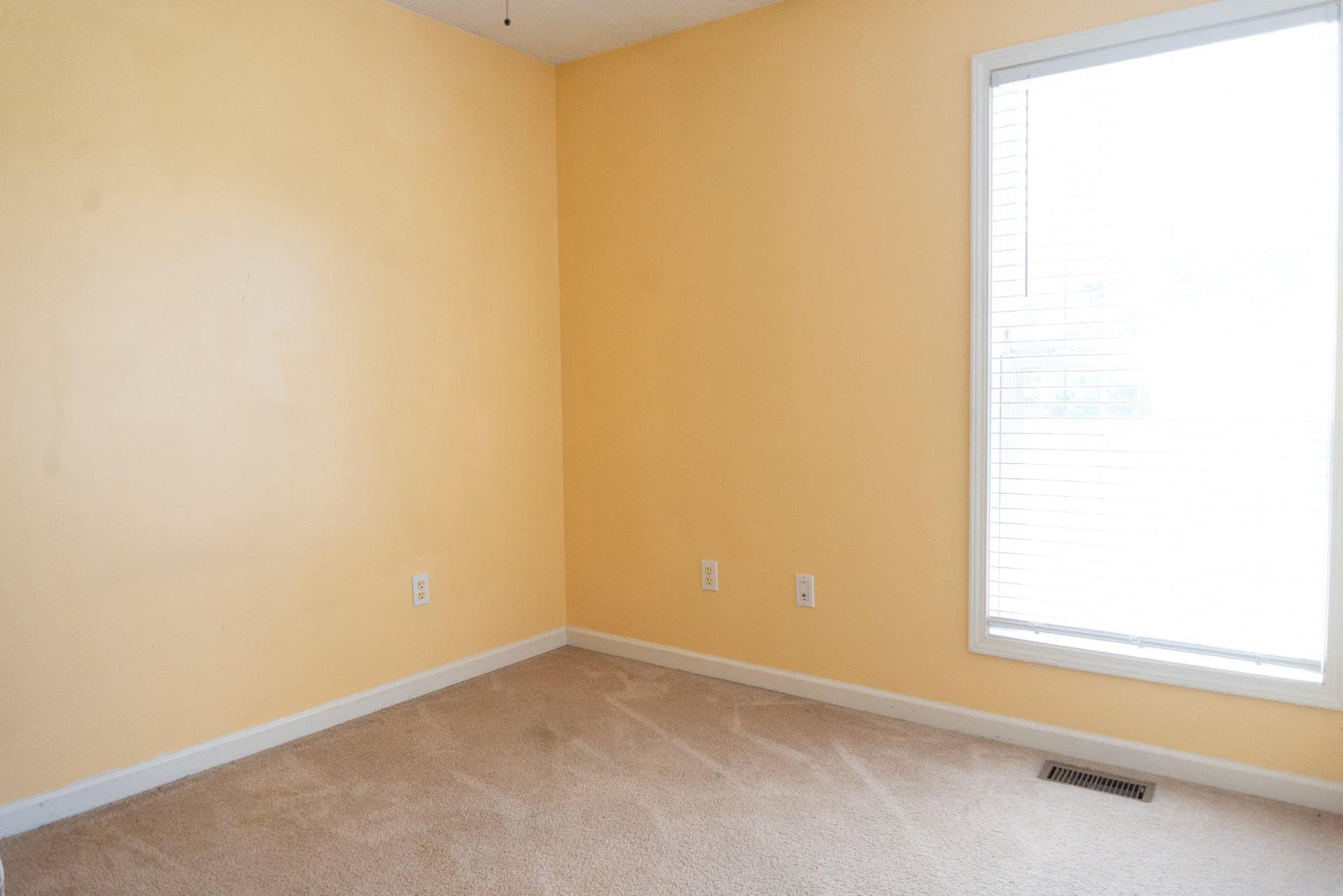 9835 Mohawk Drive photo 11