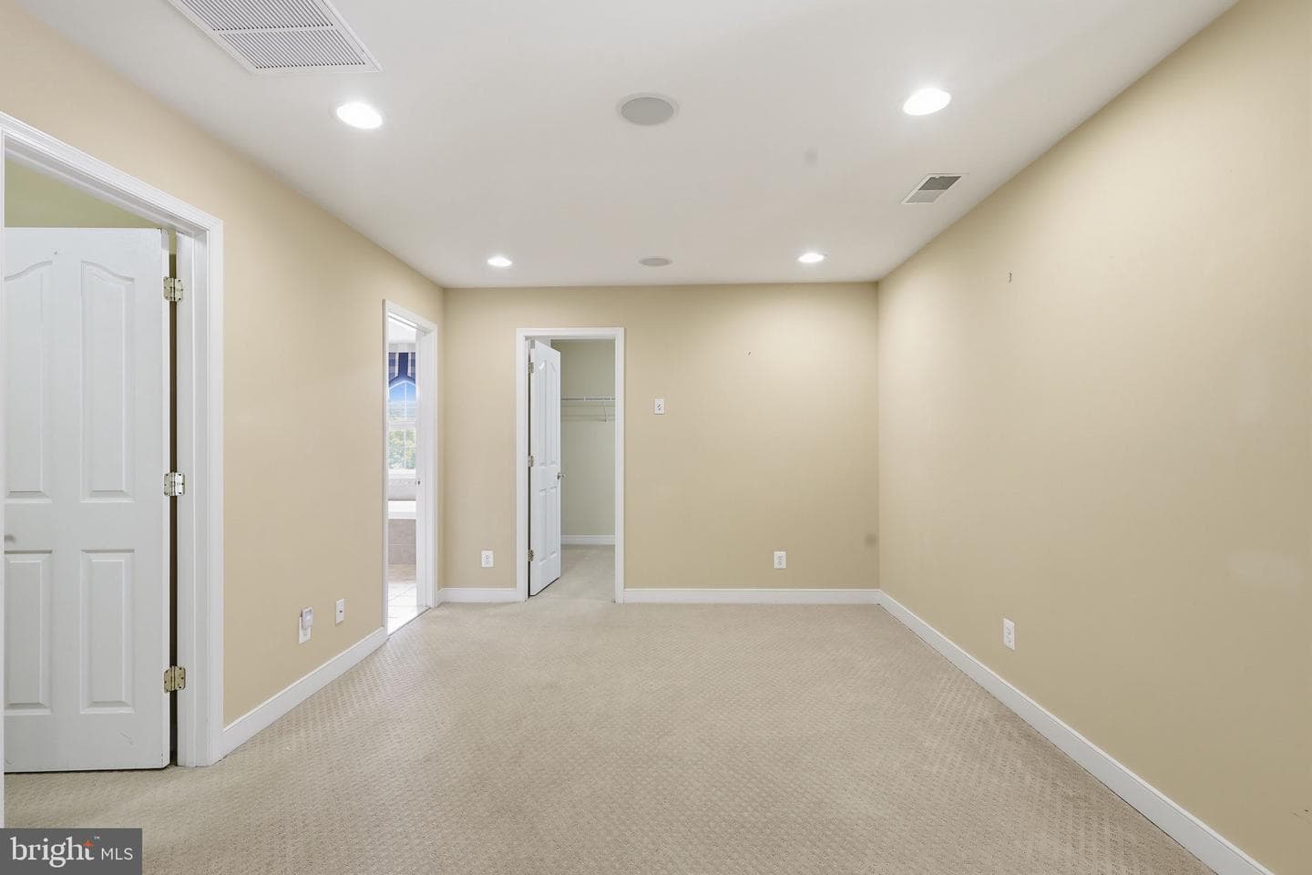 4397 Chatham Drive photo 34
