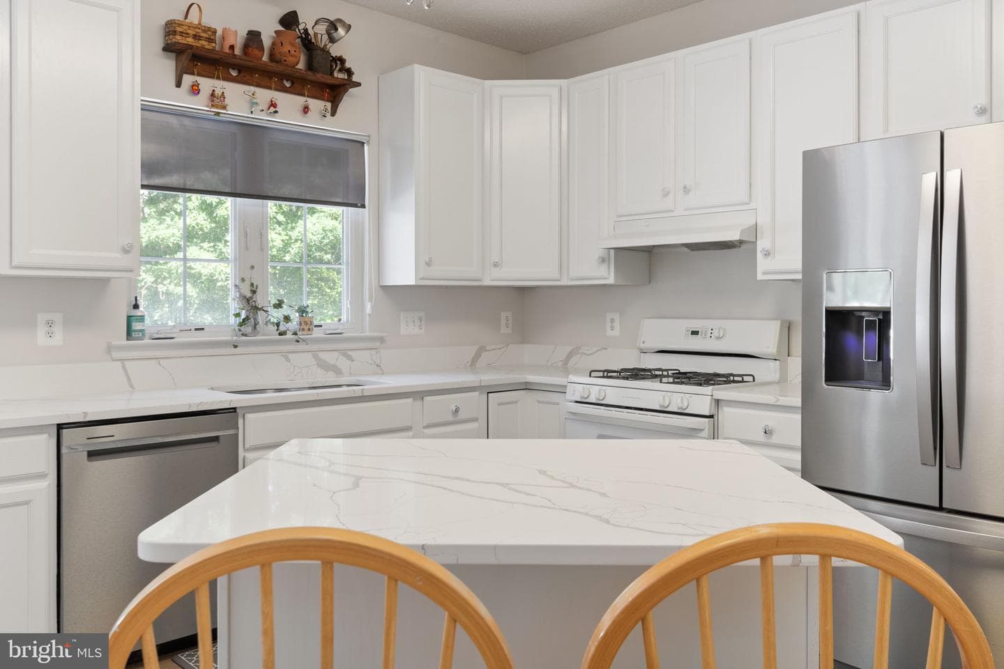 14760 Peach Tree Lane photo 9