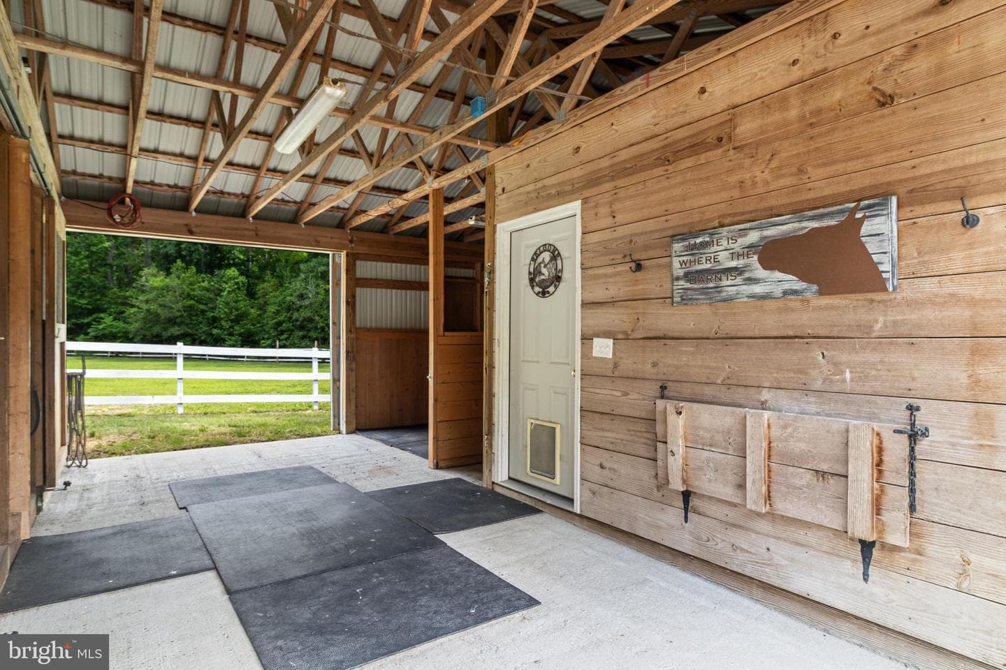 14479 Round Hill Road photo 47