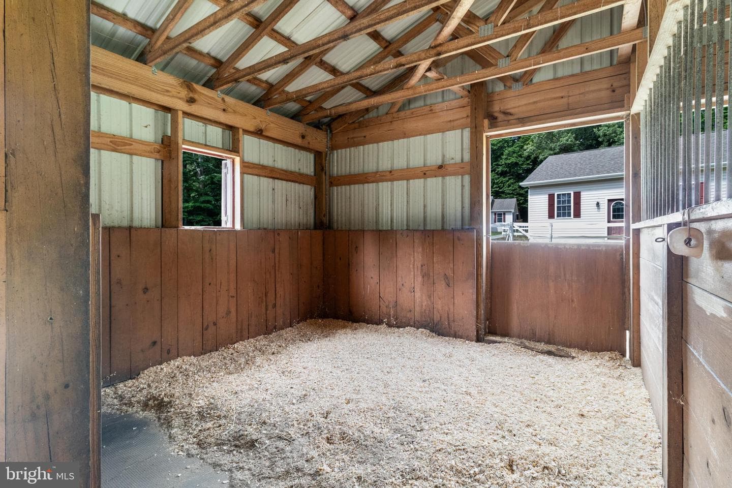 14479 Round Hill Road photo 48