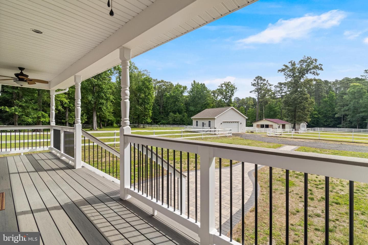14479 Round Hill Road photo 6