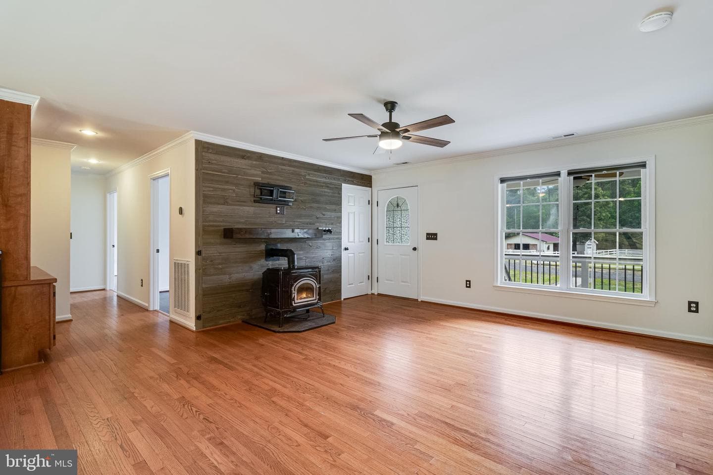 14479 Round Hill Road photo 7