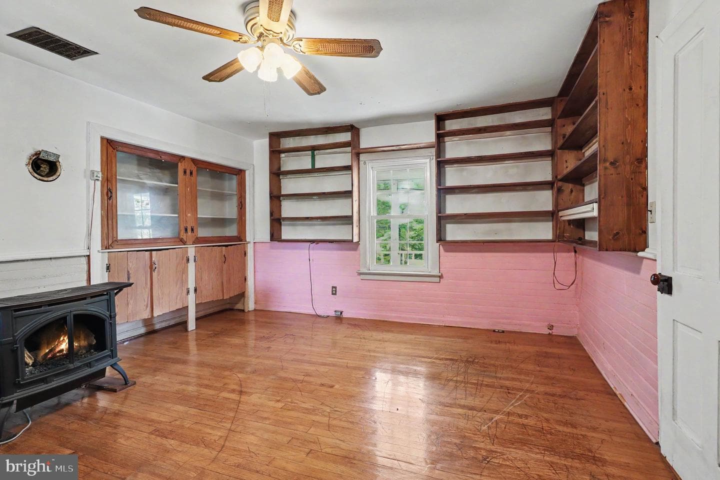 17345 Emma Lane photo 11