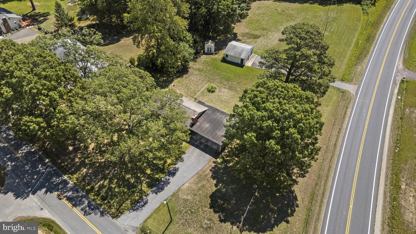 13130 Round Hill Road photo 29