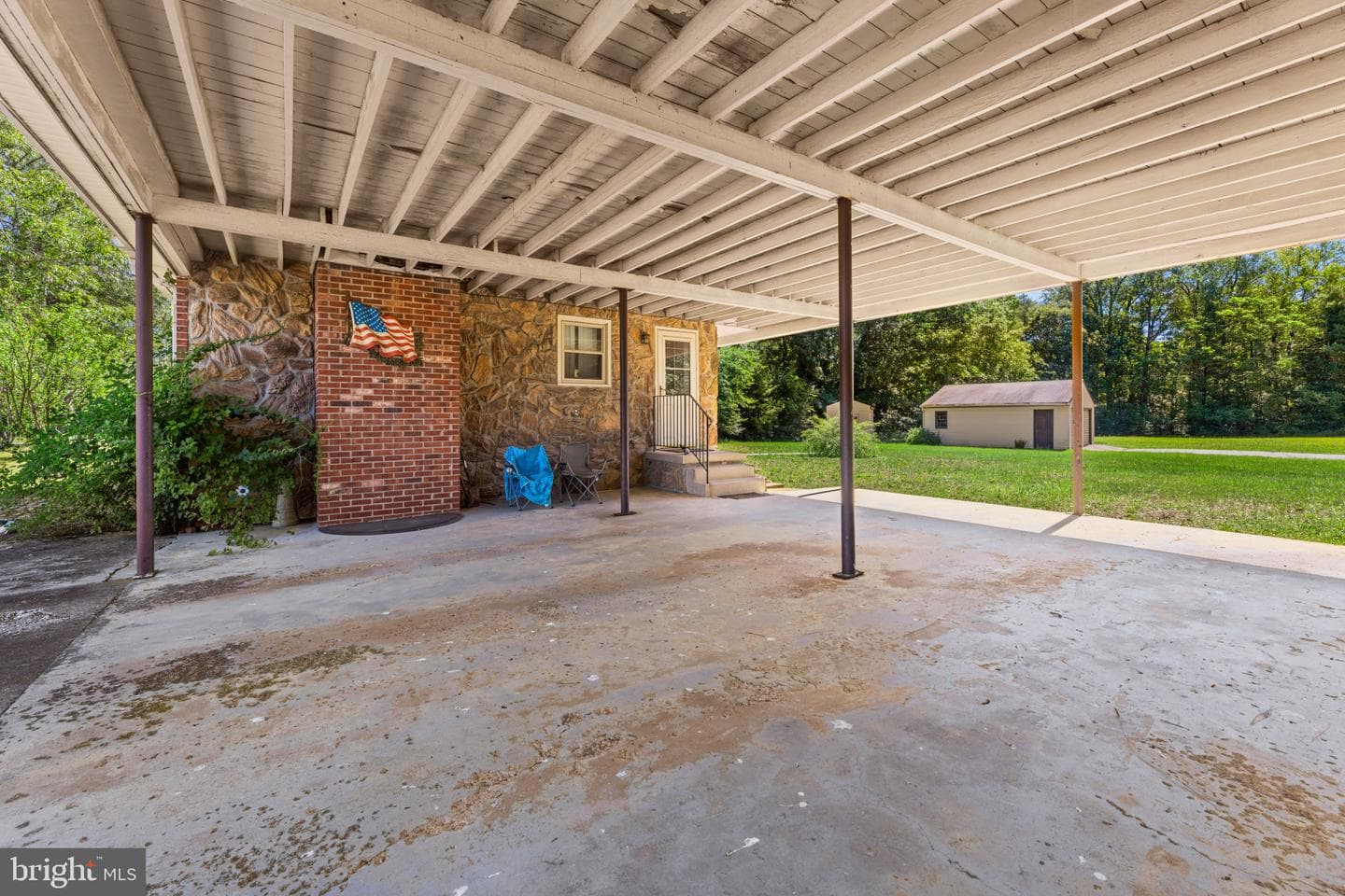 13130 Round Hill Road photo 3
