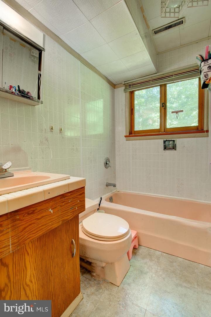 6144 Saint Pauls Road photo 27