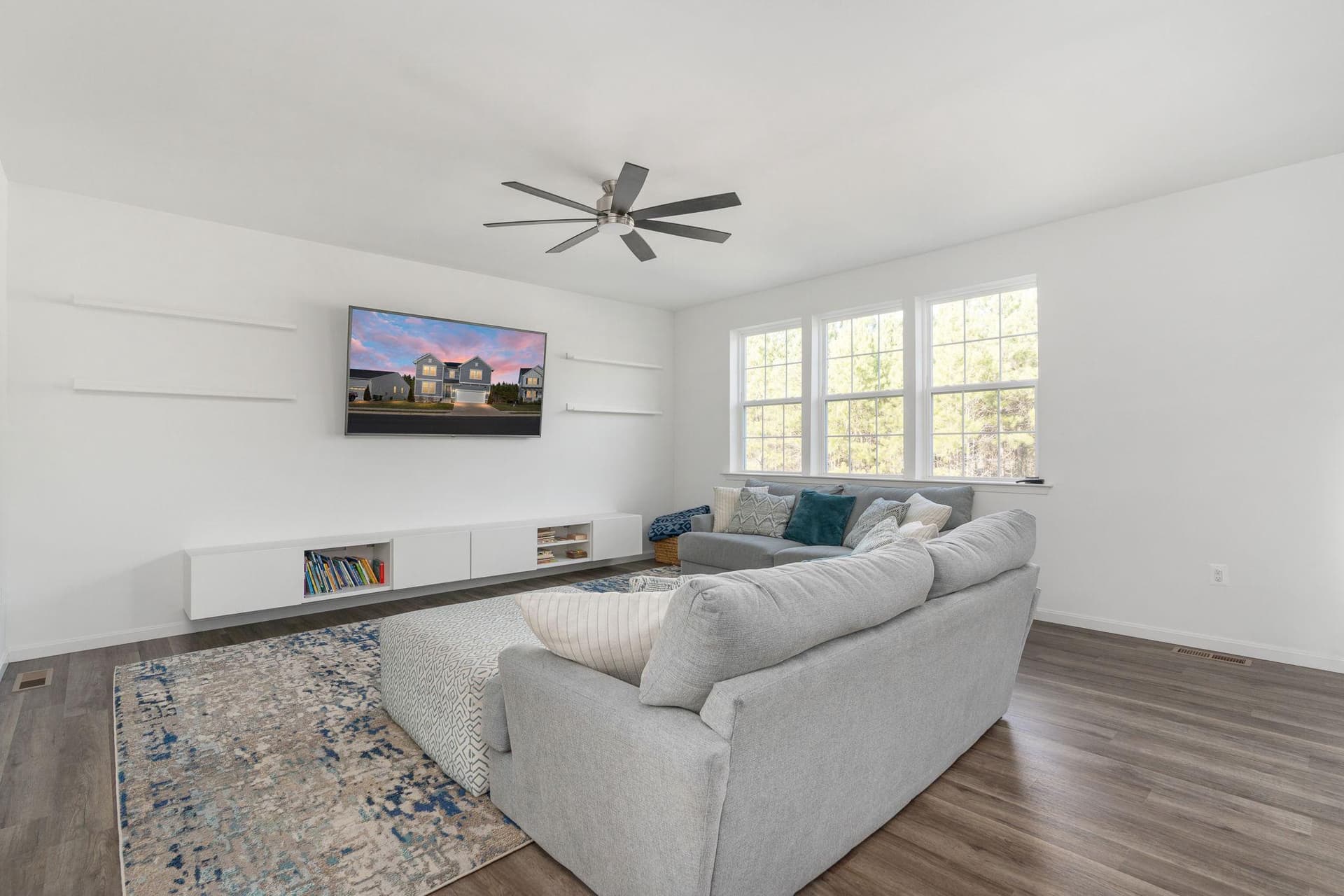 6371 Pointer Lane photo 7