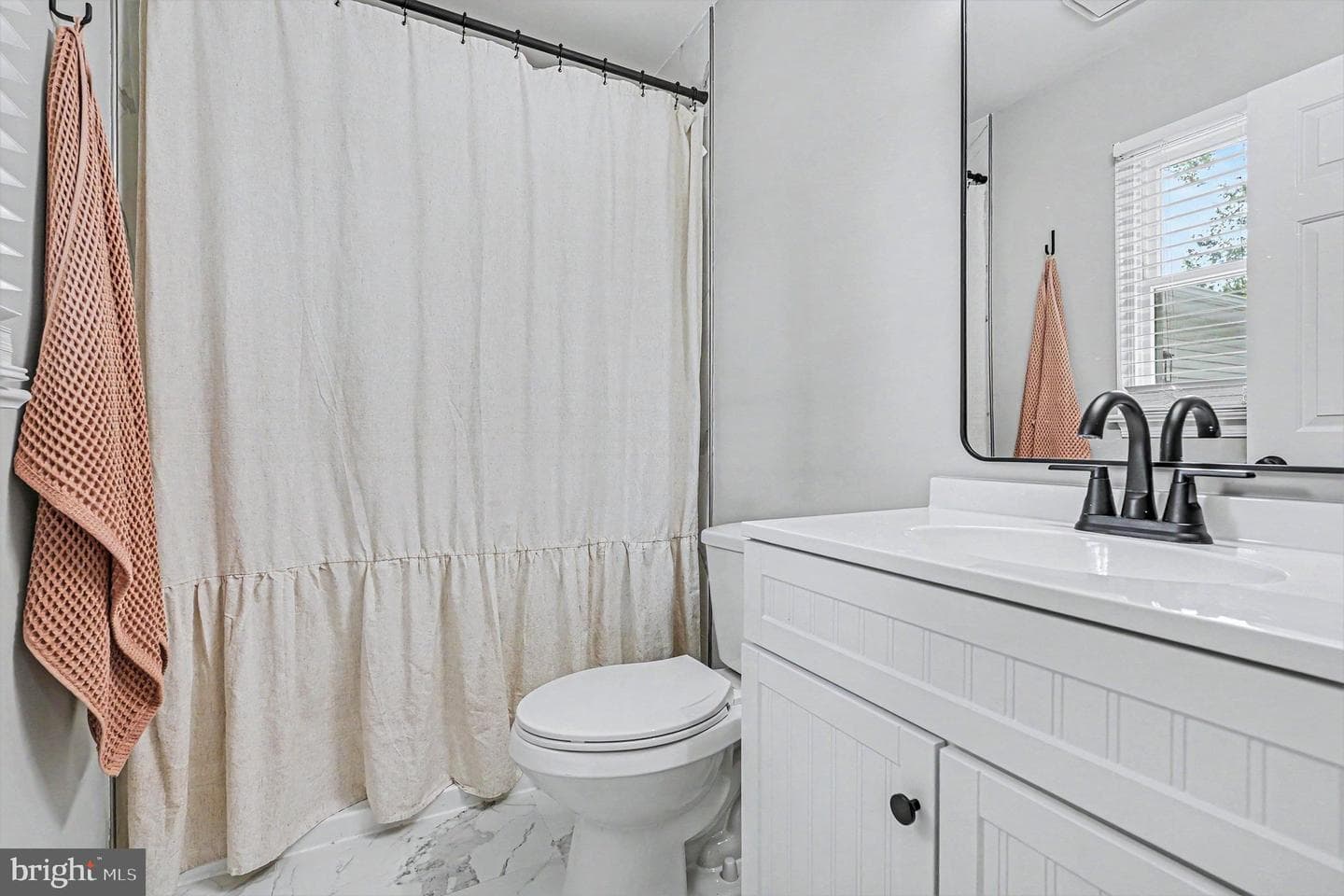 4404 Savannah Street photo 24