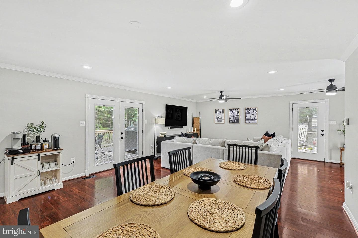 4404 Savannah Street photo 9