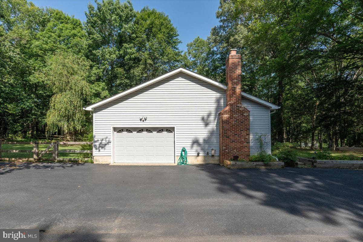 7400 Washington Drive photo 12