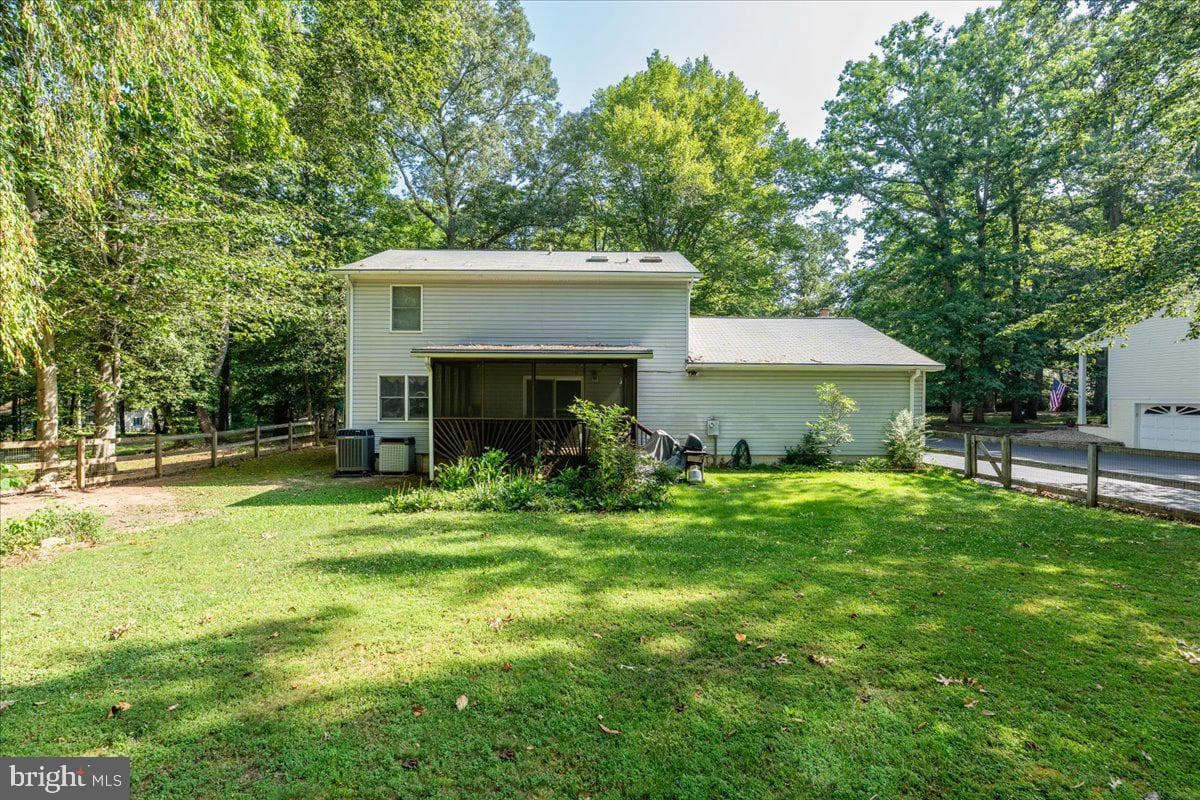 7400 Washington Drive photo 5