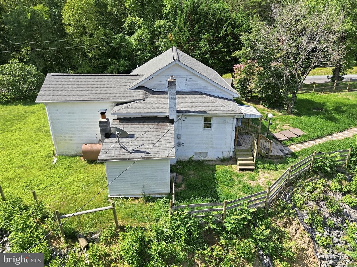 2137 Belvedere Drive photo 17