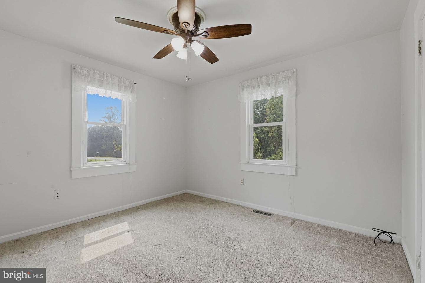 2137 Belvedere Drive photo 34