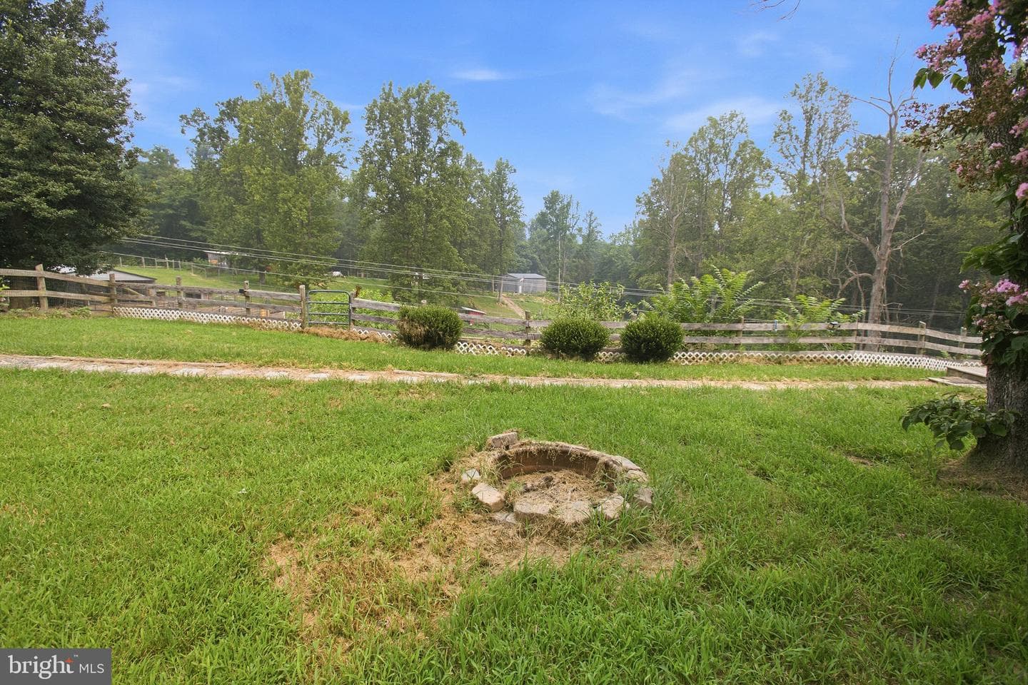 2137 Belvedere Drive photo 72