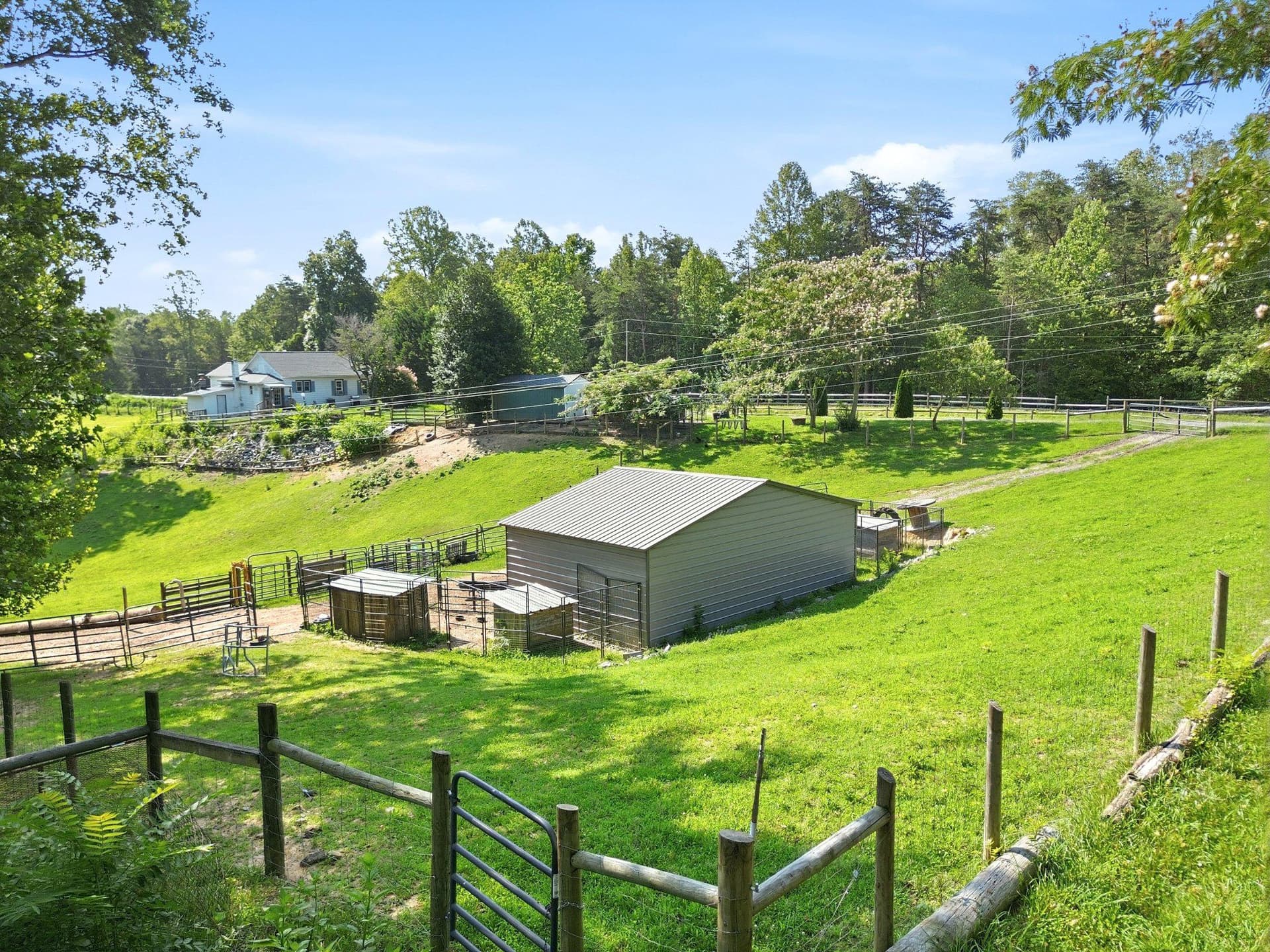 2137 Belvedere Drive photo 81